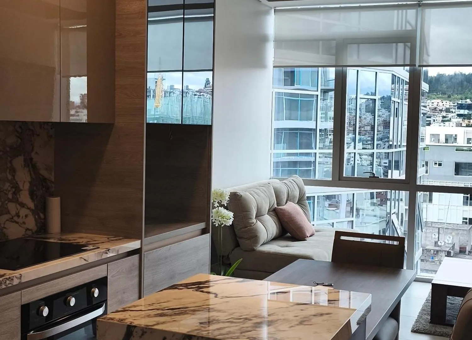 New Coliving Ecuador Luxury Residences Quito Apartman